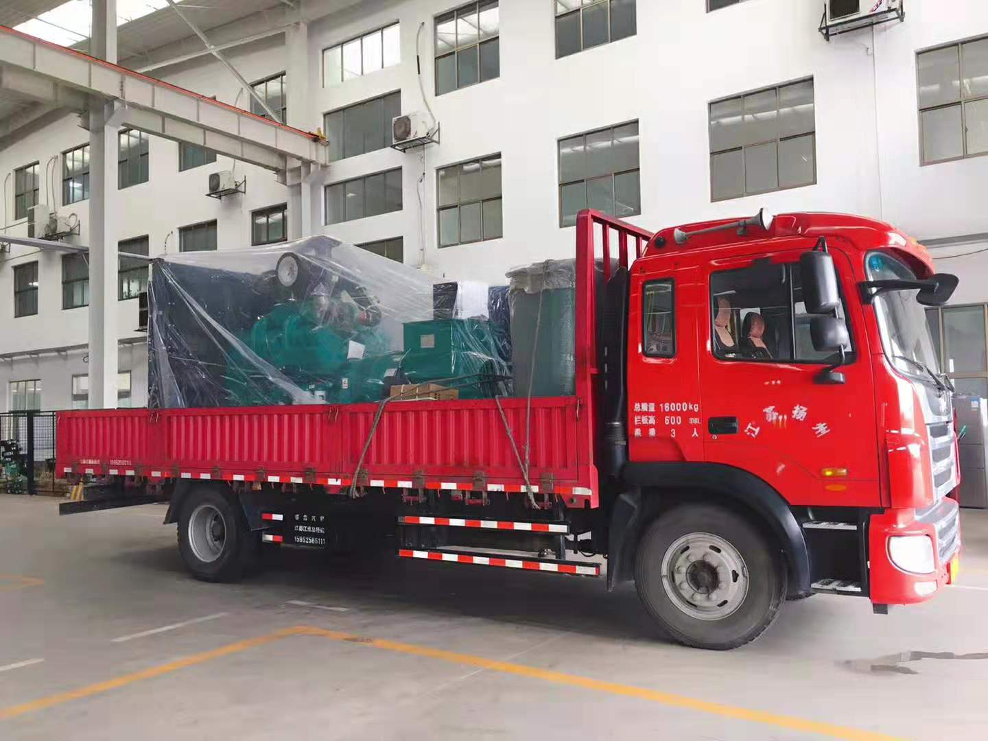 出發！康明斯640千瓦按時交貨至客戶指定地點