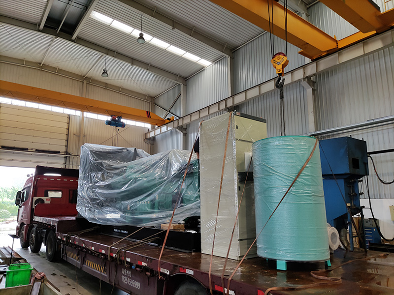 重慶康明斯1300KW發(fā)往廣西！